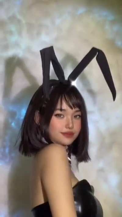 Jeila Dizon