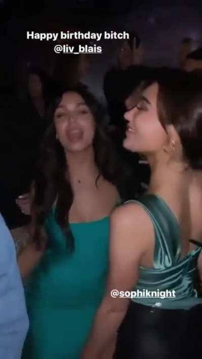 Sexy Sophi