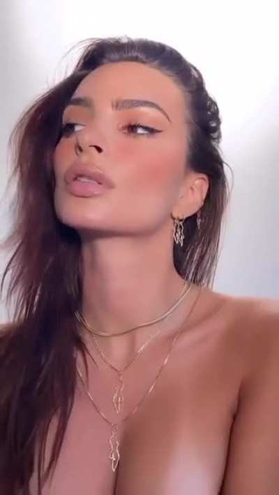 tan lines