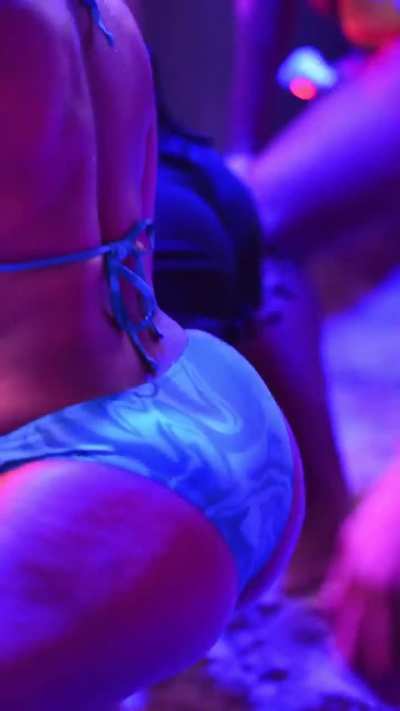 Break Biche Beach Party (📷:@b<wbr>ajant<wbr>ube)