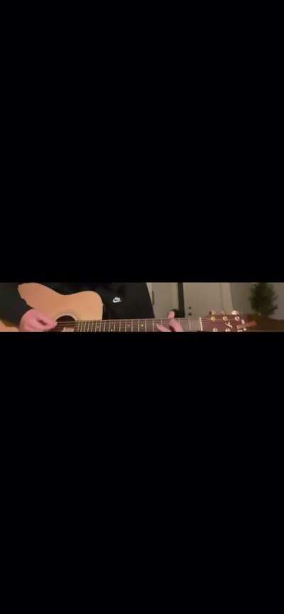 How to play the same shape/chord consistently while moving up or down