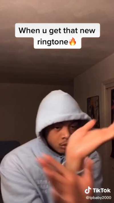 Hood vibrations