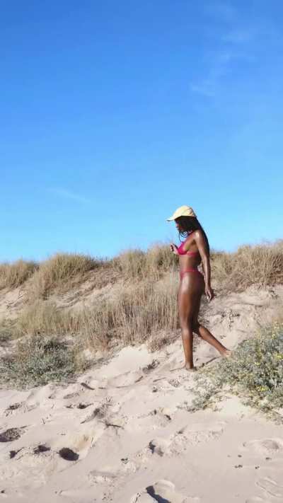 I went camping in the dunes with Sabrina!