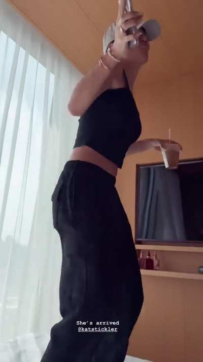 I can watch her dance all day!