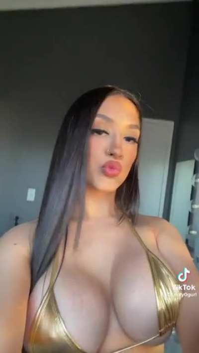 Nudes of her. (Eswefanynudesonly)