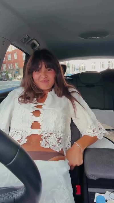 GRWM in the car