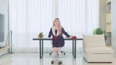 Officer K reacts to the Chika Dance