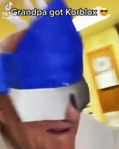 🗿