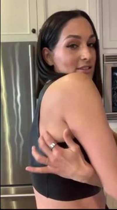 Nikki Bella