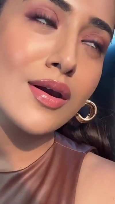 Rashi Singh 
