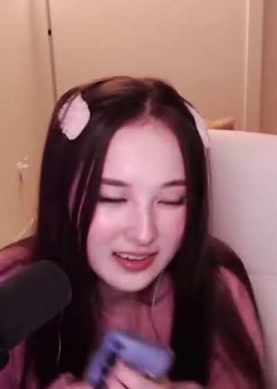 Eee🖤