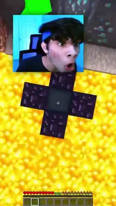 AMOGUS!!!!!!!!! IMPOSTER SUS!!!! DIAMONDS!!!!!!!!!