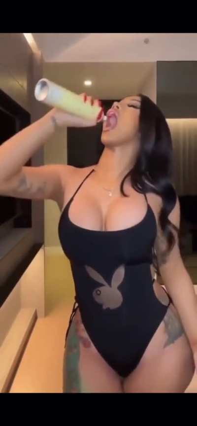 Miss Cardi