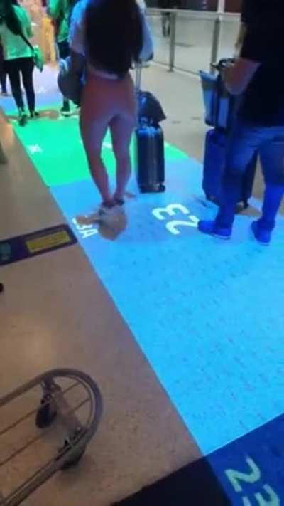 Boarding guide projection