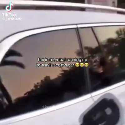 😭😭