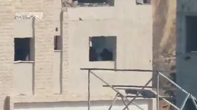 Palestinian sniper liquidating IDF soldier 