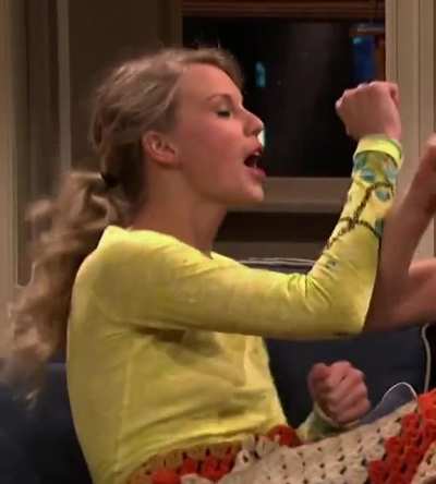 Taylor Swift Braless Pokies