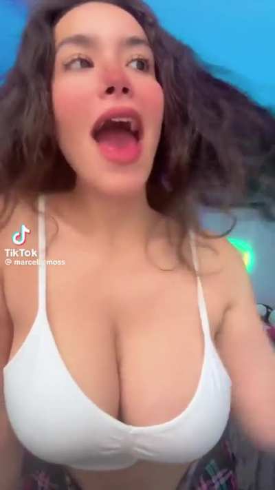 @marcela_moss