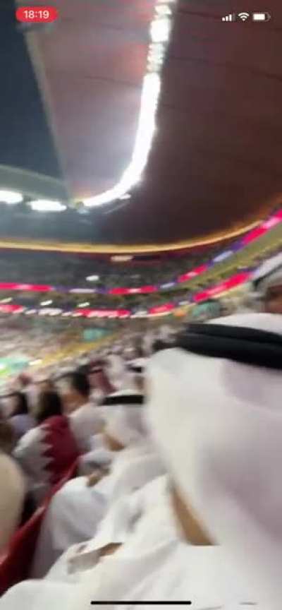 An Ecuadorian mocking the Qatari fans