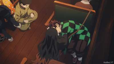 *Nezuko Headbutt*