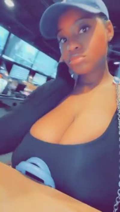 😚
