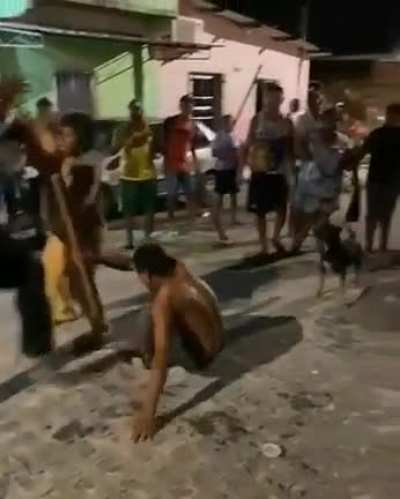 Pau quebrou!