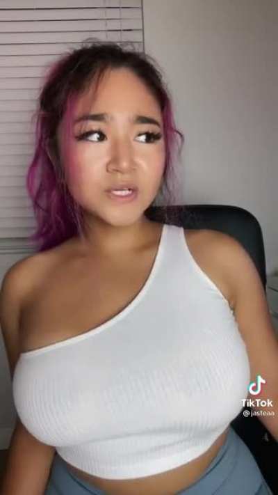 Big ass nips