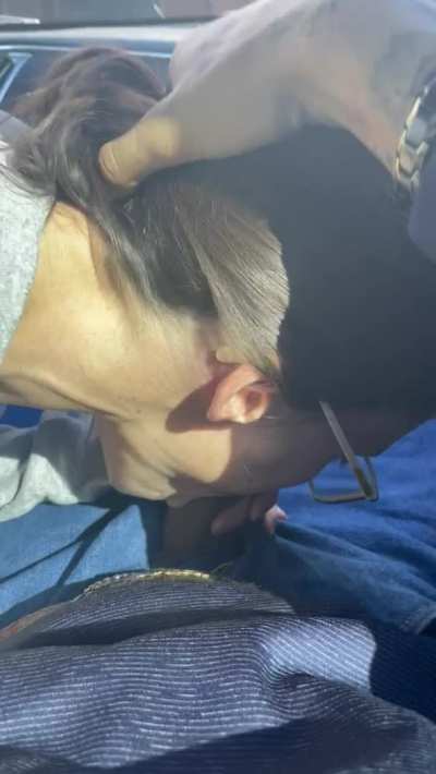 Quick suck 🥵😘