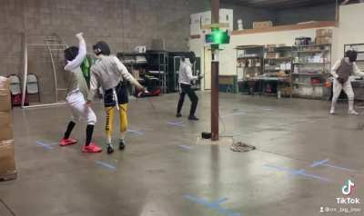 [Olympic Fencing] Former USA fencer show up to local club and finesses club owner with trick move