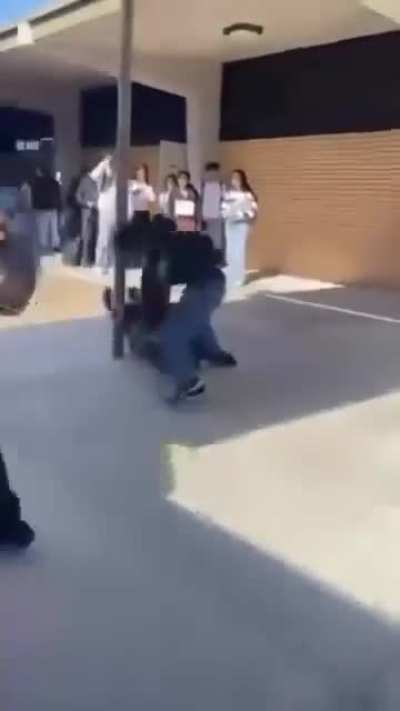 Hak vs saw