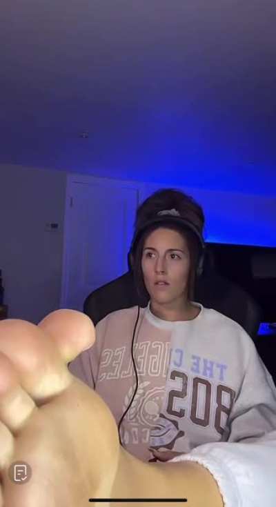 Debbiedonothing teasing Pt4