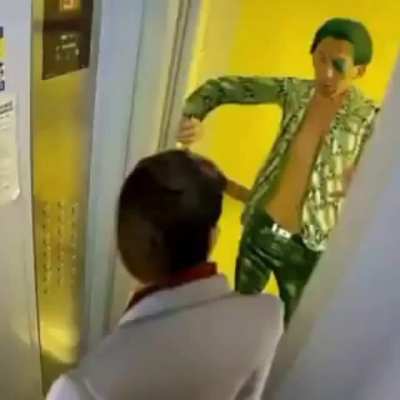 AT LEAST HE CANT USE THE BREAKER STYLE HE... oh no