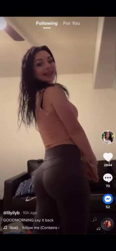 I don’t care what y’all say, she’s got a PHATTY...