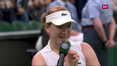 Lulu Sun introducing her box in the post-match interview