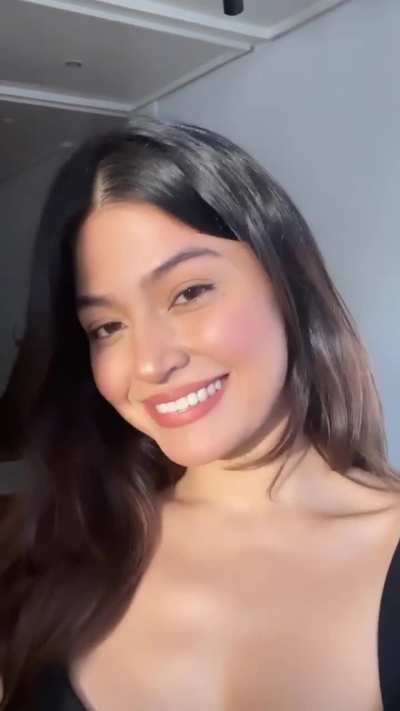 Melanie Angeles