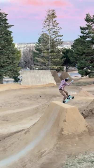 New to Mountainboarding. Ruby Hill is my local. Who’s down to pull up?