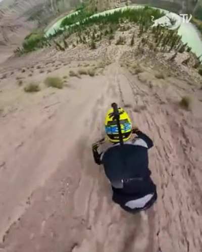 Kilian Bron’s effortless downhill Run