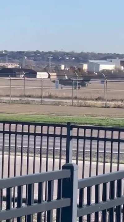 F-35B crash at NAS JRB Fort Worth [Video]