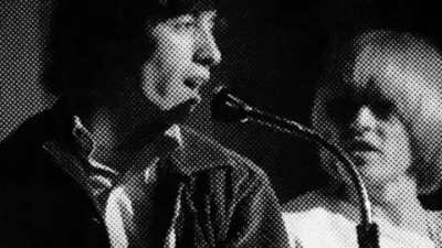 No se si este bien usada la cosa de música, pero bueno, aquí esta mi canción favorita de toda la historia, es la de (I Can't Get No) Satisfaction de los Rolling Stones