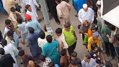 Group of girls getting sexually assaulted in Pakistan on their Independence Day
