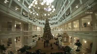 Time-lapse I made of the Grand Floridian Christmas tree going up last night.