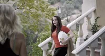 Kat Dennings