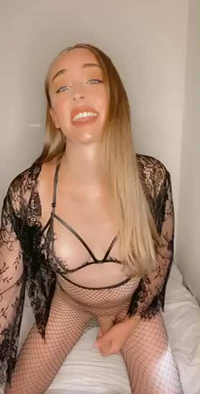 I really want a boyfriend who will suck me everyday 🥹