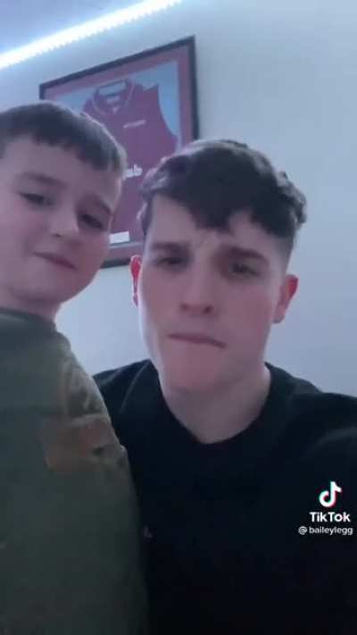 I’m not fookin gay 😡🤜🏻