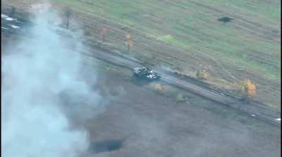 The Ukrainian 95th bridge taking out a Russian t72b3, one crew member escapes. September 2022.