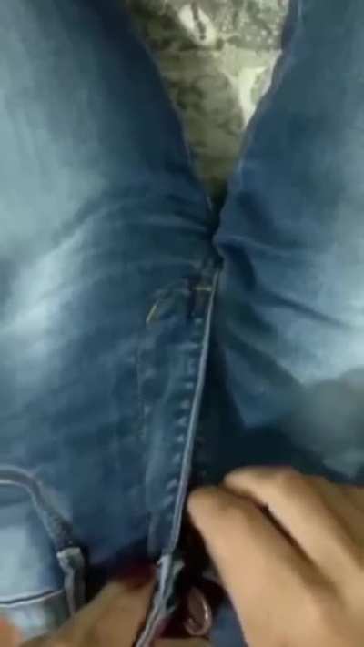 😜
