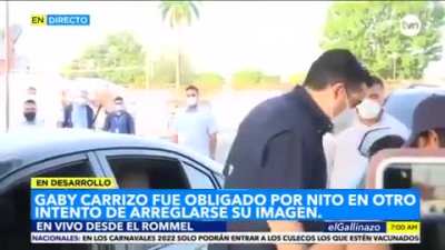[Sátira] El vice siendo vacunado