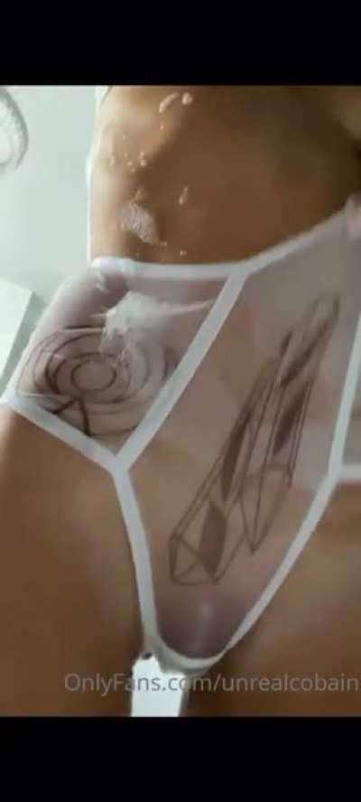 😋
