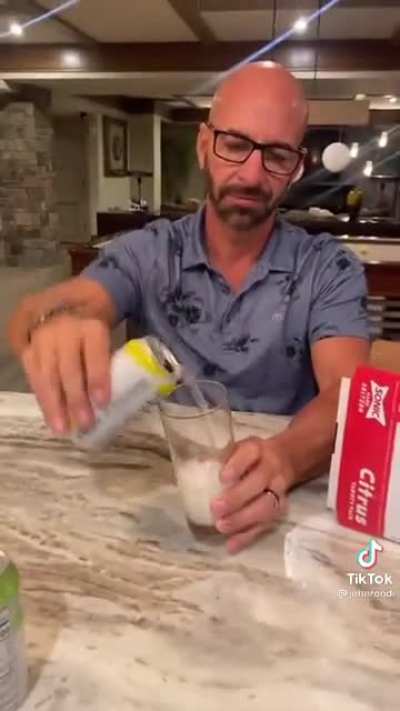 Sonic Drive-In Hard Seltzer Review