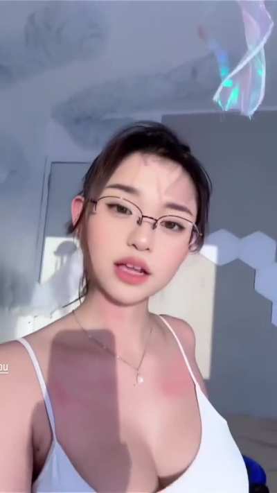 Jeila Dizon